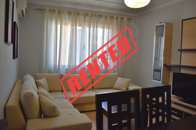 Apartament 1+1 me qira ne rrugen Haxhi Hysen Dalliu prane Prokurorise ne Tirane.
Pozicionohet ne ka